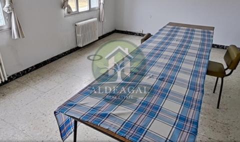 Se vende amplia cassa en Santaballa, Vilalba, con opcion a cafeteria en el bajo
