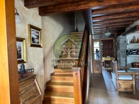 Encantadora casa de piedra restaurada en Pacios (Begonte, Lugo)